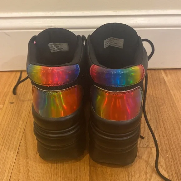 Y.R.U. Matrixx Platform Sneakers - black and holographic rainbow - Picture 4 of 6